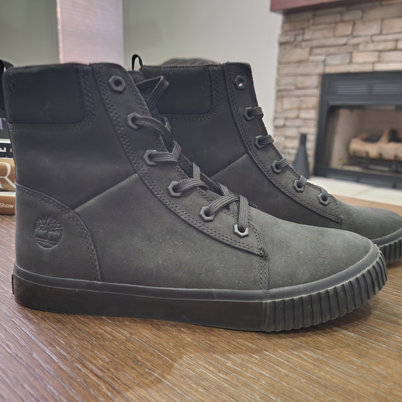 Timberland Shoes - Timberland Women's Black Lace-Up Boots